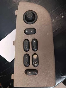 Door Switch Front FORD PICKUP F150 04 05 06 07 08 - Picture 1 of 1