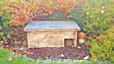 Igelhaus Igelschutz handgemacht opt Boden Isolierung GratisStroh Rattenklappe - Bild 1 von 4