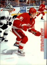 1997-98 Pinnacle Red Wings Hockey Card #77 Sergei Fedorov