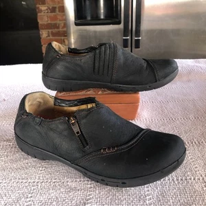 Clarks Unstructured Black Leather Slip On Shoes Size 10M Comfort Casual Zip - Picture 1 of 10