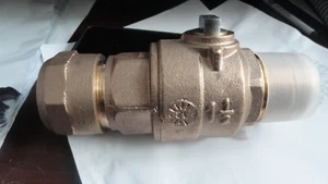 CANADA 1-1/2”x CTS in-line Brass Curb Stop Valve FREE SHIPMAIL SAME DAY SHP - Picture 1 of 3