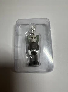 Kaws Figure Companion Keychain Flayed 4 Color RARE (2009) - Picture 1 of 3