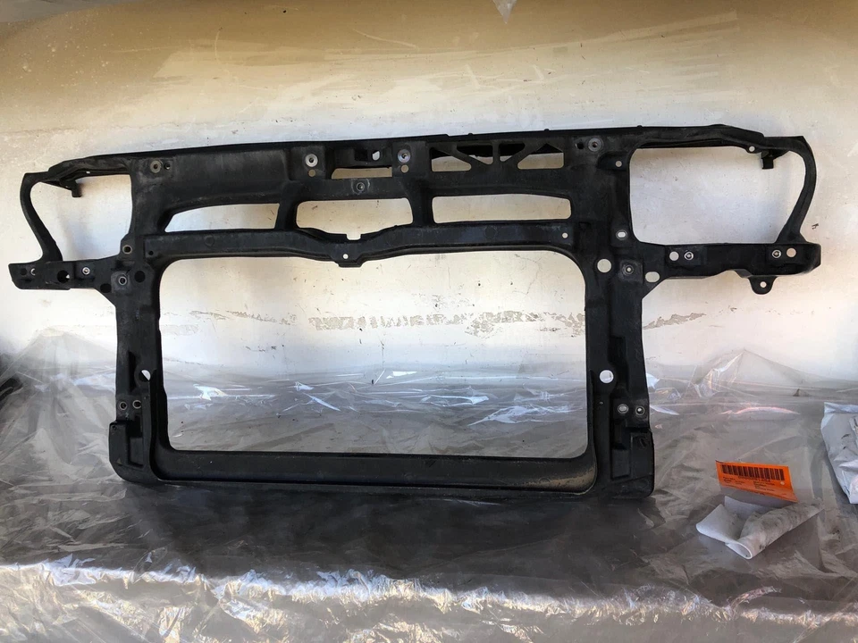 Conjunto de soporte de radiador VOLKSWAGEN GOLF GTI 1999-2006 Foto 1 de 4