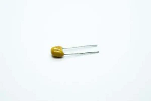 1uF Multi-Layer Ceramic Disk Capacitor - Picture 1 of 3