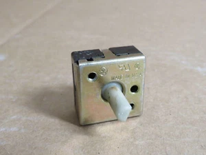 Gibson Frigidaire Washer Temperature Switch Part # 131374600 - Picture 1 of 2