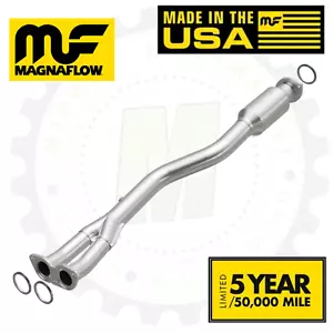 MagnaFlow OEM Grade Direct-Fit Catalytic Converter | Fits 01-05 Lexus IS300 3.0L - Picture 1 of 2