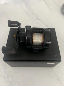 Megabass Black Jungle left-hand Very Rare with original box and spool 2012 - Picture 1 of 20