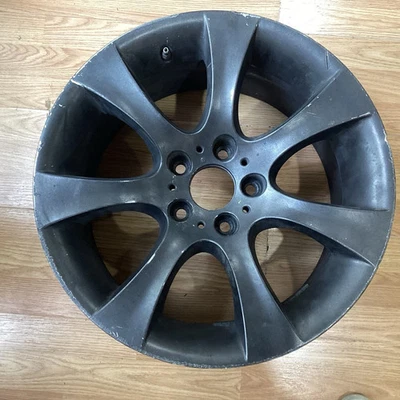 B BMW 525i 528i 530i 535i 545i 550i 2005-2010 18"x9 factory OEM REAR wheel rim - Image 1 of 4