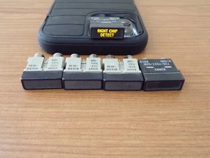 "RIGHT CHIP DETECT" KORRY Aircraft Annunciator 726-7021-028 - Picture 1 of 2