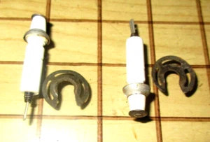PAIR (2) OEM Thermador Range Spark Electrodes w/Clips 00189324, 189324, 189322 - Picture 1 of 1