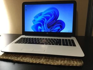 Hp15z-af100 Touch Notebook AMDA6_6300 @1.8Ghz 4Gb 160Gb Quad Core Windows 11 - Picture 1 of 10