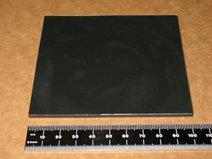 FOGLIO SORBOTANO 4X4x1/8" 100mmx100mmx3,2mm VIBRAZIONI ISO PAD GOMMA QUADRATO 40D - Foto 1 di 2