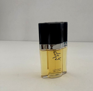 Oscar by Oscar De La Renta 1.7 fl oz Eau de Toilette Spray Perfume-95% LEFT