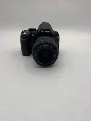 Nikon D3000 Digital SLR Camera 10.2MP with 18-55mm Lens w/ Battery Tested Free S - Image 1 of 4