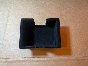 2020-2024 CADILLAC XTS XT6 CENTER CONSOLE TRAY INSERT 1351477 OEM - Picture 1 of 5