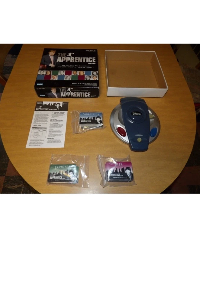 Parker Brothers 2004 TRUMP The Apprentice Electronic Game Complete - Image 1 of 1