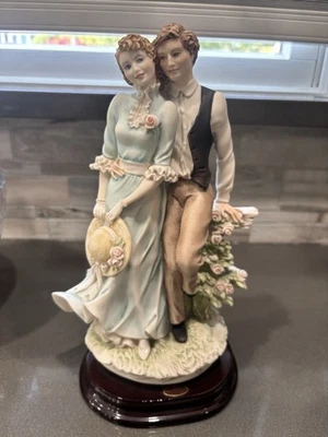 ESCULTURA GIUSEPPE ARMANI JUNTOS 0888C 1992 FIRMADA EXCELENTE ESTADO ITALIA Foto 1 de 4