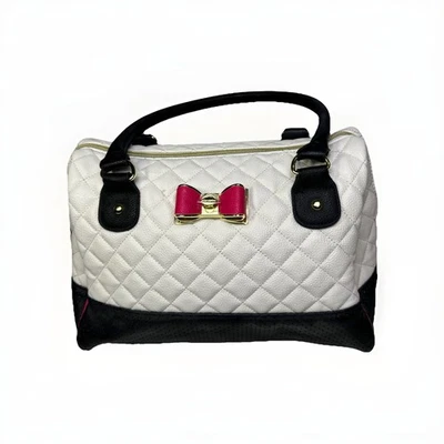 Bolso de mano Betsey Johnson acolchado con lazo negro/blanco/rosa detalles dorados Foto 1 de 4