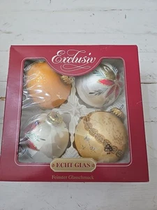 4-Vintage Feinster Glasschmuck Ornamente 2 weiß MIT rot 2 orange und gold. - Bild 1 von 9