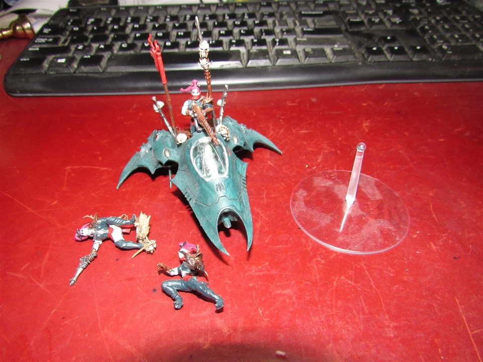 Warhammer 40,000: Dark Eldar / Drukhari: Venom b - Изображение 1 из 1