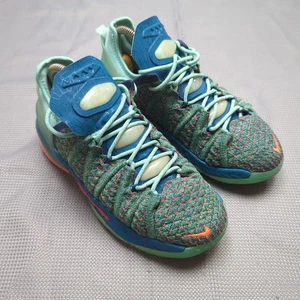 Nike LeBron 18 Equation GS Basketballschuhe UK 4 grün We Are Family Turnschuhe - Bild 1 von 13