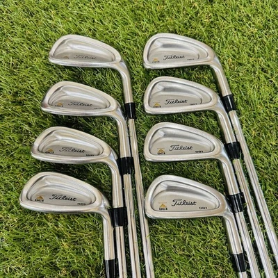 Titleist Iron Set DCI 981 3.4.5.6.7.8.9.P Dynamic Gold Flex S200 - Image 1 of 4