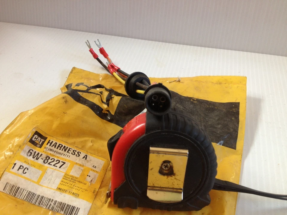 Arnés de cableado de control de palanca de cambios de transmisión CAT Caterpillar A 6W-8227 CAT 980F Foto 1 de 1