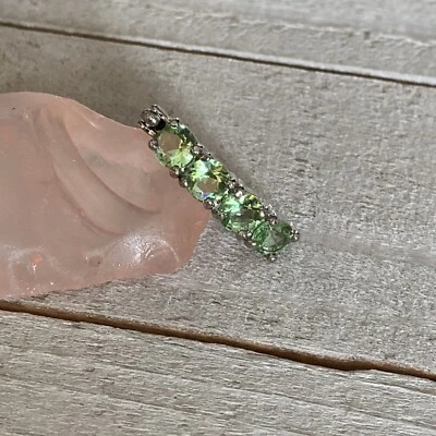 Anillo ombligo ombligo colgante de arriba hacia abajo con gema redonda verde 16 g vendedor de EE. UU. Foto 1 de 2