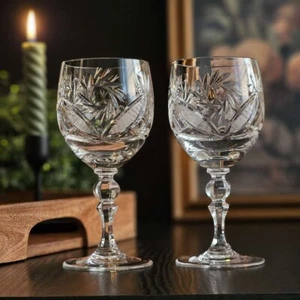 8.5 oz Set of 2 Handmade Vintage Crystal Wine Glasses on a Stem - Picture 1 of 6