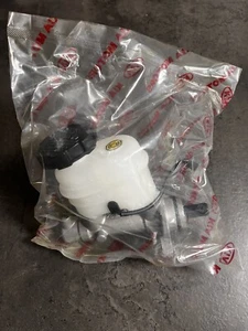 OEM Brake Master Cylinder OK30A 43400C 2001–2002 Kia Rio Genuine Factory Part  - Picture 1 of 6
