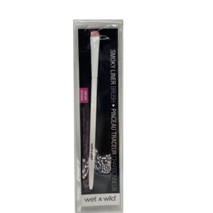 Cepillos esenciales Wet N Wild - Imagen 1 de 30