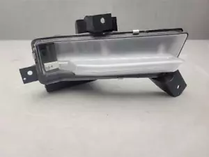 OEM 2016-2018 Chevy Camaro SS RH Right Passenger Side Daytime LED Fog Light - Picture 1 of 12