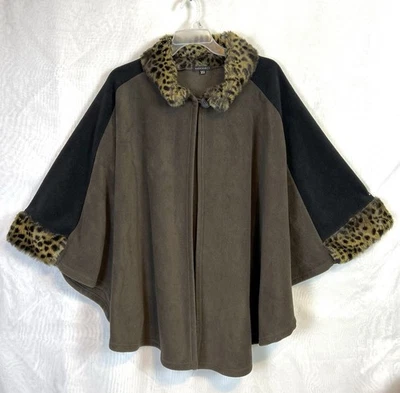 Capa polar marrón recortada de piel sintética de leopardo Parkhurst para mujer Foto 1 de 4