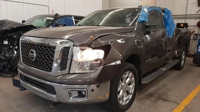 OEM Ac Compressor For Titan Xd Assy - Image 1 of 4