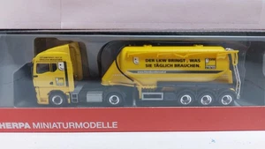 Herpa 314534 MAN TGX GM Silo Melmer Friends on the Road 1/87 (BD25/51) - Picture 1 of 1