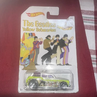HOT WHEELS THE BEATLES AMARILLO SUBMARINO COCKNEY CAB II Nuevo En Caja Foto 1 de 4