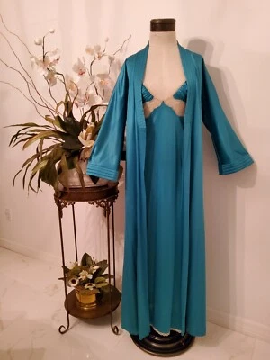 ВИНТАЖНЫЙ VANITY FAIR PEIGNOIR НЕЙЛОНА ЗЕЛЕНЫЙ НОЧНАЯ РУБАШКА И ХАЛАТ ДЛЯ ST PATRICK ДЕНЬ S - Изображение 1 из 4