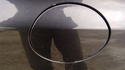 Puerta de llenado de combustible Subaru WRX 2016 429124 Foto 1 de 4