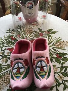 Holland  pink tulip cloth slippers, Size 5-6