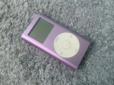 Apple iPod Mini 1st Generation Pink 4GB FAULTY ref..A - Image 1 of 4