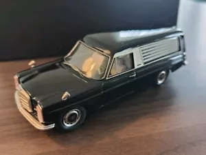 Tin Wizard/Budig Mercedes-Benz 220 Pollman Hearse W115 1:43 - Picture 1 of 3