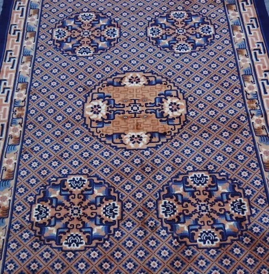 Excellent Chinese Peking Vintage Hand Knotted Wool Oriental Rug  6' x 9' - Image 1 of 4