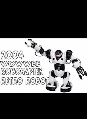 N23.118 Robot Vintage 2004 WowWee Silverlit White Black Electric - Image 1 of 4
