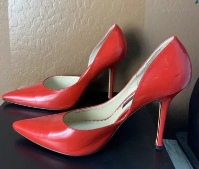 Beverly Feldman 9.5 Red Patent Leather Pointed Toe Classic Pumps - Image 1 of 4