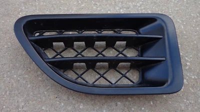 Range Rover Sport guardabarros entrada de aire ventilación inserción insignia conductor izquierdo OEM genuino Foto 1 de 2