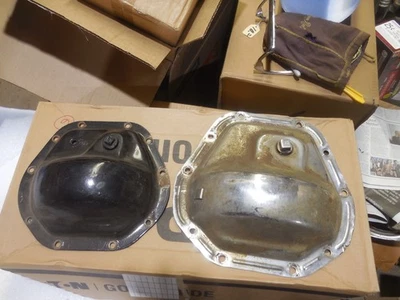(2) Different OEM DANA  Differential Covers - Image 1 of 3