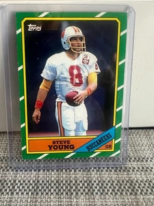 1985 Topps Steve Young Football Card – Buccaneers Uniform – Mint Condition (Ungr - Picture 1 of 2