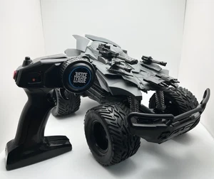 Jada Toys 98532 Justice League Batmobile 1:18 RC Car 2.4GHz Black AS-IS - Picture 1 of 8