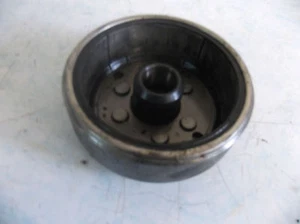 Rotor generador HONDA VT250 F - Imagen 1 de 2