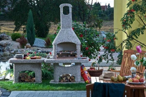 Wellfire Gartengrillkamin NOVA Braun mit Beistelltisch 205 x 110 x 73 mm - Bild 1 von 7